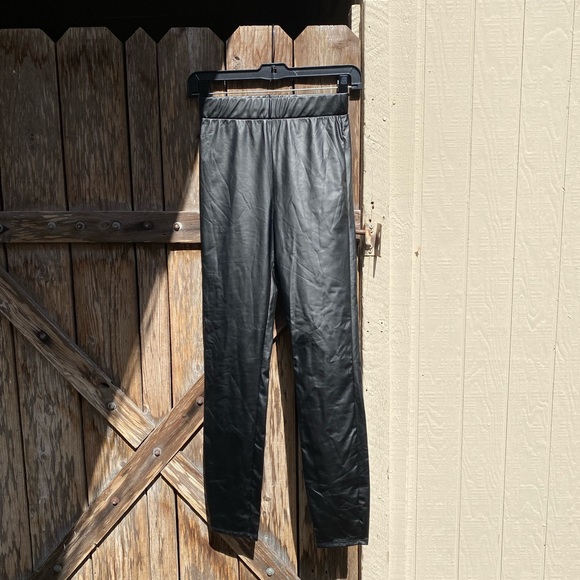 Zara Wax Effect Legging Black - Picture 6 of 9